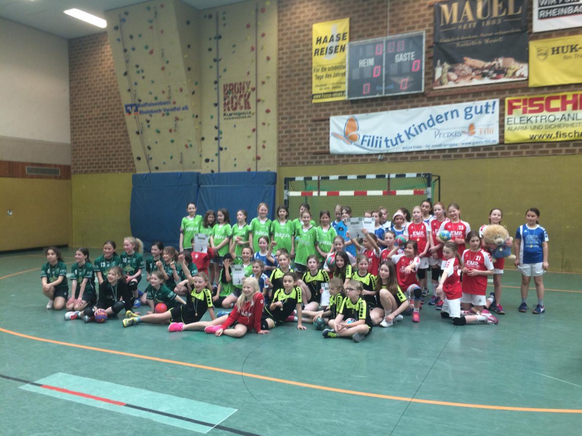 Gelungener Saisonabschluss der wE beim Girls Cup in Rheinbach