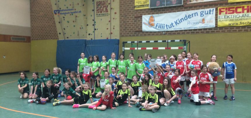 Gelungener Saisonabschluss der wE beim Girls Cup in Rheinbach Gelungener Saisonabschluss der wE beim Girls Cup in Rheinbach