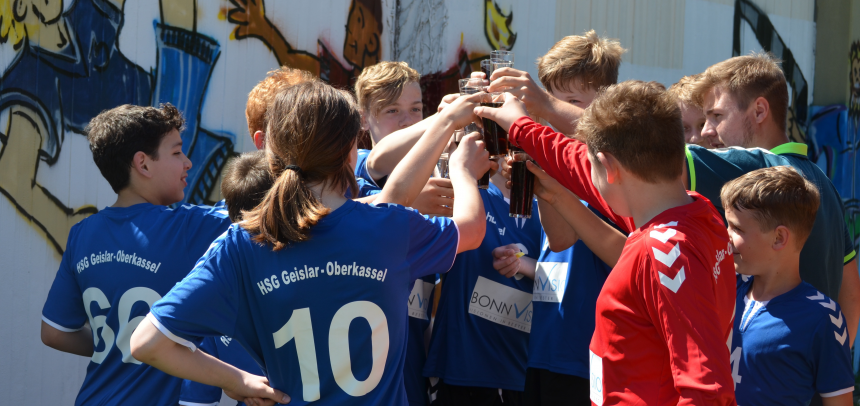 Neuformierte C Jugend fährt Doppelsieg beim Merle-Cup ein Neuformierte C Jugend fährt Doppelsieg beim Merle-Cup ein