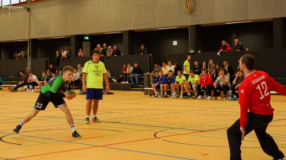 Letztes Saisonspiel beim Aufstiegskandidaten Letztes Saisonspiel beim Aufstiegskandidaten