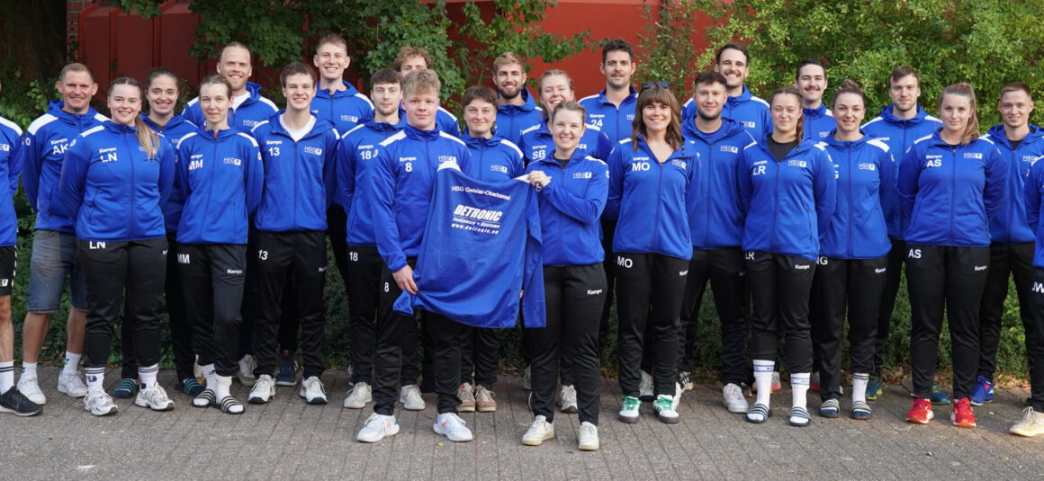 Neue Trainingsanzüge für die Verbandsligateams